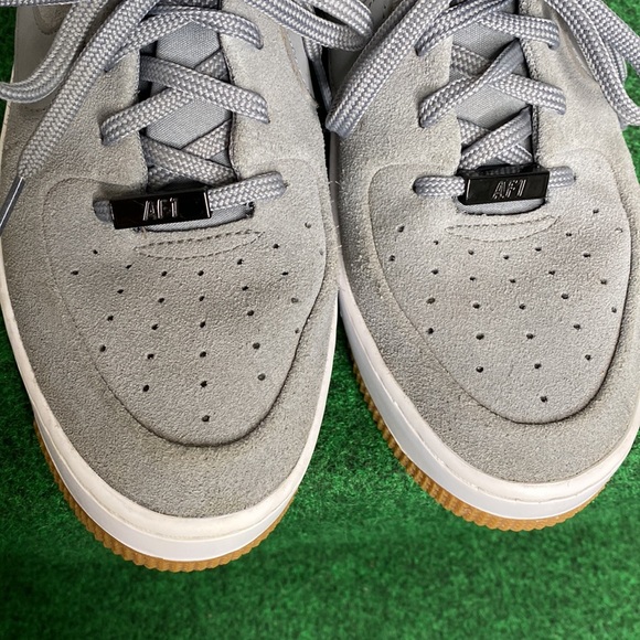 Nike Air Force 1 Sage Low Cool Grey 2019 Size 9 no original box with replacement - Picture 8 of 9